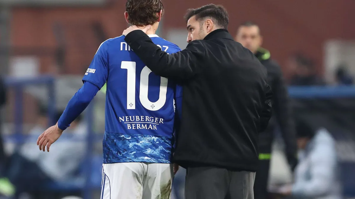 Fabregas broni Nico Paza: „Nie martwię się”