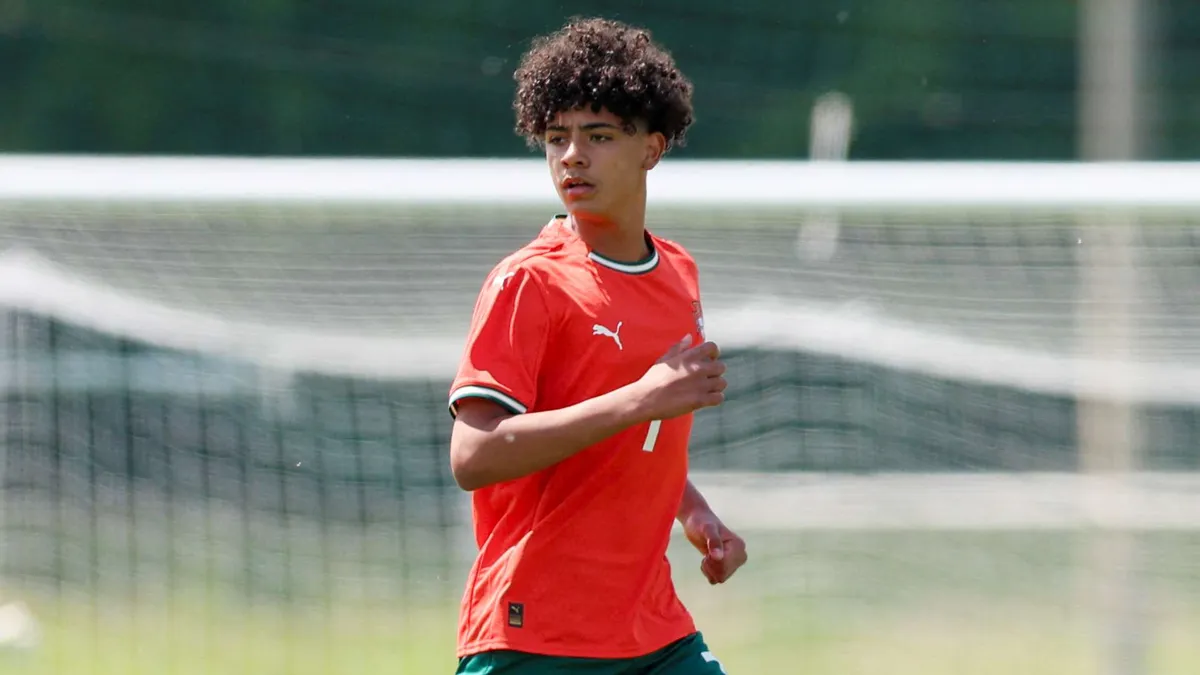 Ronaldo Jr świętuje 16. urodziny: basenowa impreza i pączkowy tort!