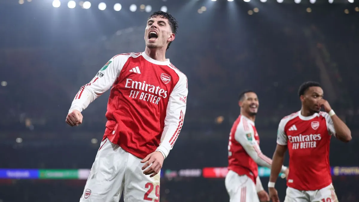 Koniec klątwy półfinałów! Arsenal po sześciu latach w finale Pucharu Ligi