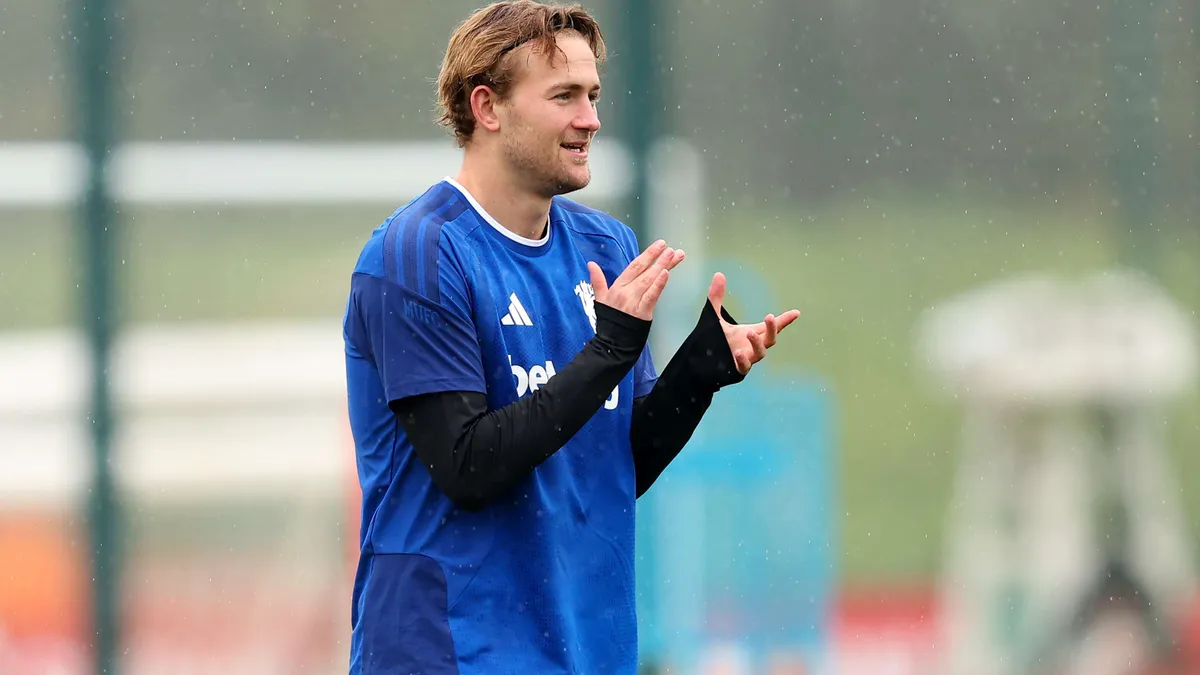 Po 325 dniach przerwy De Ligt wraca do gry. Holender znów w podstawowym składzie United