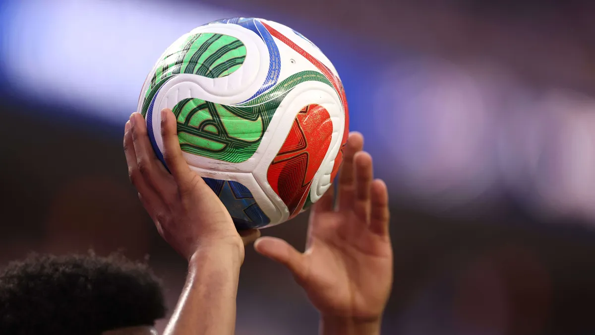 Hart bije na alarm: 'Coś jest nie tak z piłką Trionda na MŚ 2026!'