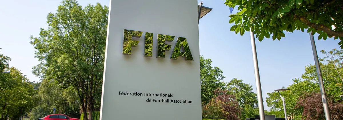 UEFA, CONCACAF i AFC wspólnie krytykują Infantino – spór o inwestycje prywatne w FIFA