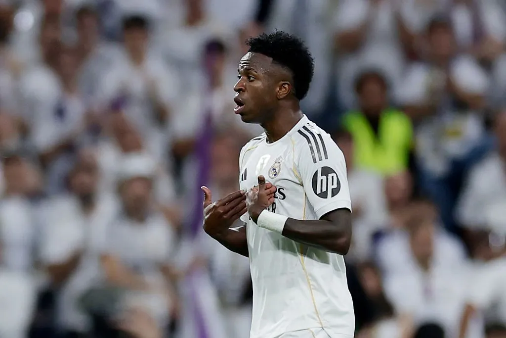 Vinicius Júnior gra Arsenalem w negocjacjach kontraktowych z Realem